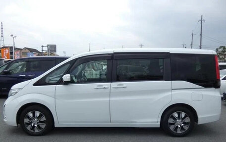 Honda Stepwgn IV, 2016 год, 1 300 888 рублей, 10 фотография