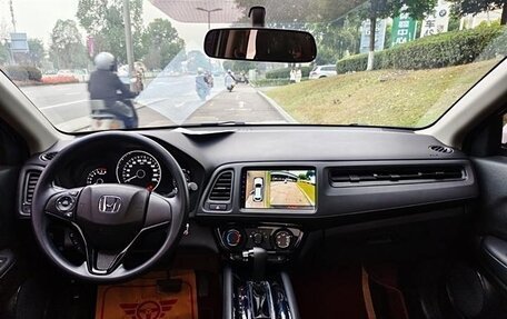 Honda Vezel, 2021 год, 1 480 000 рублей, 7 фотография