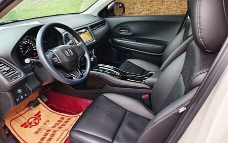 Honda Vezel, 2021 год, 1 480 000 рублей, 6 фотография