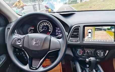 Honda Vezel, 2021 год, 1 480 000 рублей, 8 фотография