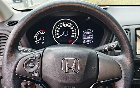 Honda Vezel, 2021 год, 1 480 000 рублей, 9 фотография