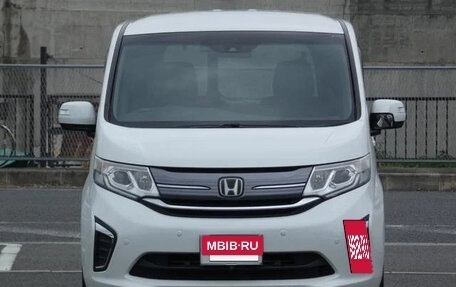Honda Stepwgn IV, 2016 год, 1 300 888 рублей, 2 фотография