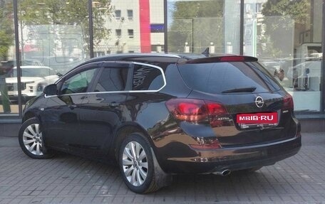 Opel Astra J, 2012 год, 820 000 рублей, 6 фотография