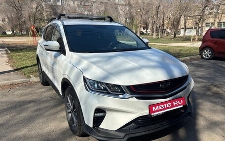 Geely Coolray I, 2022 год, 1 650 000 рублей, 2 фотография