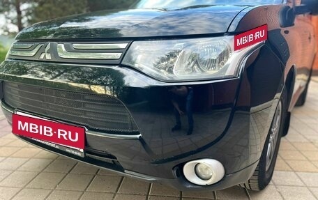 Mitsubishi Outlander III рестайлинг 3, 2014 год, 1 498 000 рублей, 11 фотография
