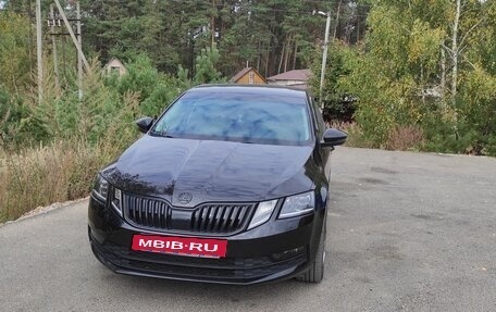 Skoda Octavia, 2018 год, 1 950 000 рублей, 6 фотография