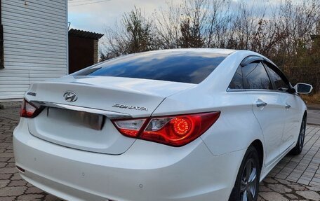 Hyundai Sonata VI, 2010 год, 1 350 000 рублей, 5 фотография