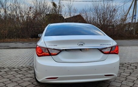 Hyundai Sonata VI, 2010 год, 1 350 000 рублей, 4 фотография