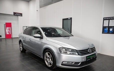 Volkswagen Passat B7, 2011 год, 600 000 рублей, 4 фотография