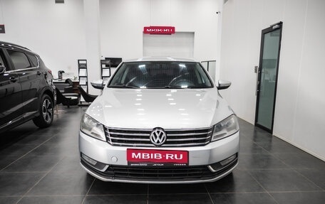 Volkswagen Passat B7, 2011 год, 600 000 рублей, 2 фотография