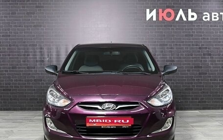 Hyundai Solaris II рестайлинг, 2011 год, 930 000 рублей, 2 фотография