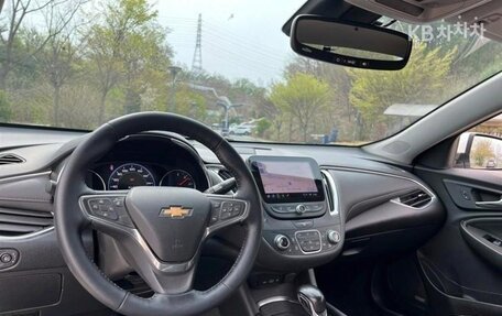 Chevrolet Malibu IX, 2021 год, 1 650 300 рублей, 3 фотография