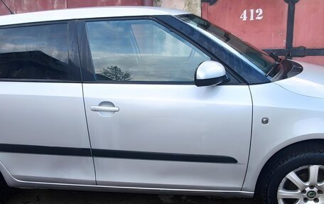 Skoda Fabia II, 2009 год, 650 000 рублей, 4 фотография