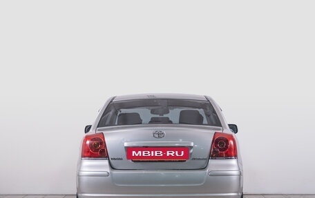 Toyota Avensis III рестайлинг, 2005 год, 849 000 рублей, 3 фотография