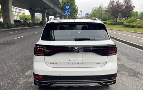 Volkswagen T-Cross I, 2021 год, 1 280 000 рублей, 2 фотография