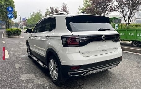 Volkswagen T-Cross I, 2021 год, 1 280 000 рублей, 6 фотография