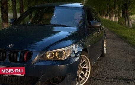 BMW 5 серия, 2004 год, 1 000 000 рублей, 7 фотография