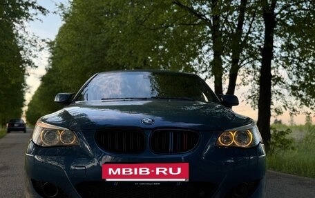 BMW 5 серия, 2004 год, 1 000 000 рублей, 2 фотография