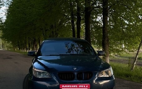 BMW 5 серия, 2004 год, 1 000 000 рублей, 5 фотография