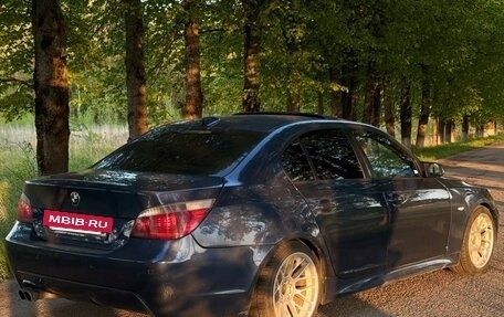 BMW 5 серия, 2004 год, 1 000 000 рублей, 12 фотография