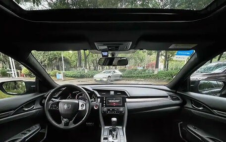 Honda Civic IX, 2021 год, 1 400 000 рублей, 10 фотография