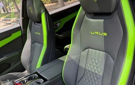 Lamborghini Urus I, 2024 год, 33 700 000 рублей, 8 фотография