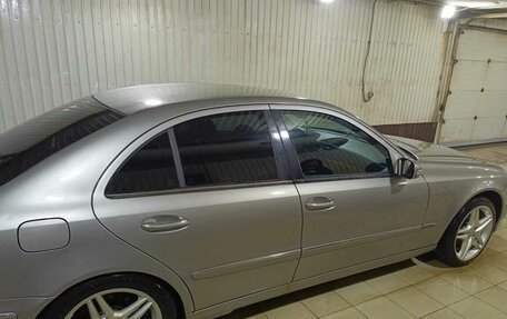 Mercedes-Benz E-Класс, 2003 год, 625 000 рублей, 4 фотография
