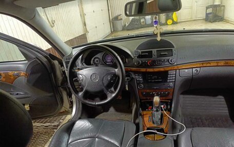 Mercedes-Benz E-Класс, 2003 год, 625 000 рублей, 9 фотография