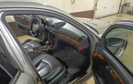 Mercedes-Benz E-Класс, 2003 год, 625 000 рублей, 8 фотография