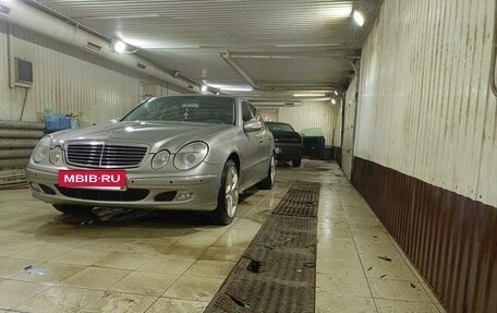 Mercedes-Benz E-Класс, 2003 год, 625 000 рублей, 2 фотография