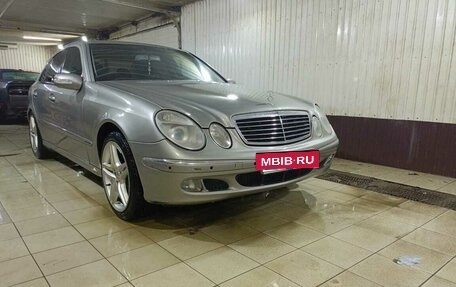 Mercedes-Benz E-Класс, 2003 год, 625 000 рублей, 3 фотография