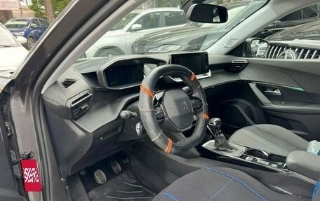 Peugeot 2008 II, 2022 год, 2 097 129 рублей, 5 фотография