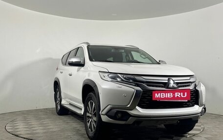 Mitsubishi Pajero Sport III рестайлинг, 2018 год, 2 540 000 рублей, 3 фотография
