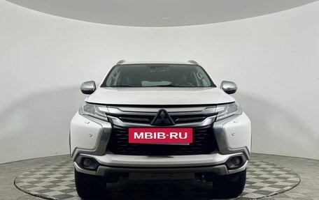 Mitsubishi Pajero Sport III рестайлинг, 2018 год, 2 540 000 рублей, 2 фотография