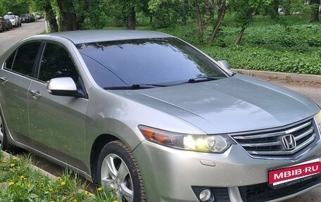 Honda Accord VIII рестайлинг, 2008 год, 1 000 000 рублей, 2 фотография