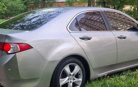 Honda Accord VIII рестайлинг, 2008 год, 1 000 000 рублей, 4 фотография