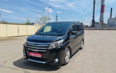 Toyota Noah III, 2014 год, 1 800 000 рублей, 1 фотография