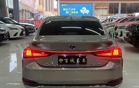 Lexus ES VII, 2021 год, 4 500 000 рублей, 4 фотография