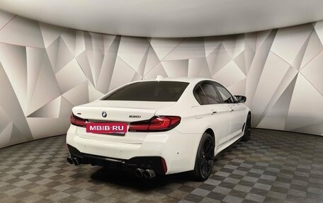 BMW 5 серия, 2017 год, 2 743 000 рублей, 2 фотография