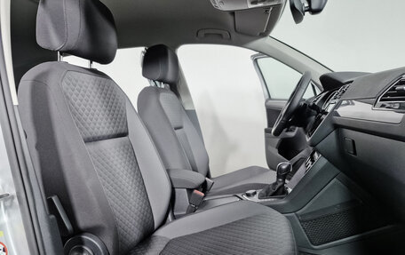 Volkswagen Tiguan II, 2017 год, 2 369 000 рублей, 8 фотография