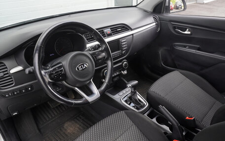 KIA Rio IV, 2019 год, 1 648 000 рублей, 10 фотография