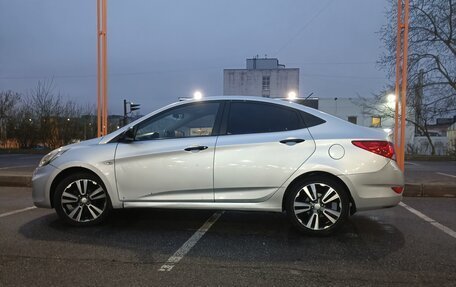 Hyundai Solaris II рестайлинг, 2013 год, 470 000 рублей, 8 фотография