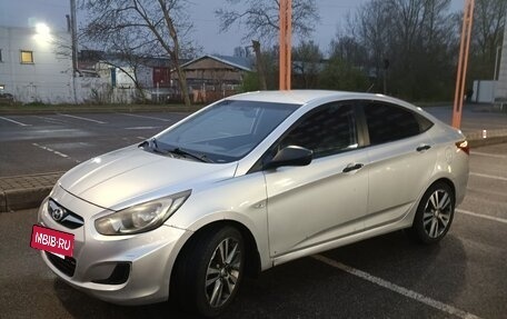 Hyundai Solaris II рестайлинг, 2013 год, 470 000 рублей, 7 фотография