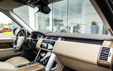 Land Rover Range Rover IV рестайлинг, 2019 год, 8 500 000 рублей, 10 фотография