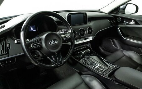 KIA Stinger I, 2019 год, 2 349 700 рублей, 11 фотография