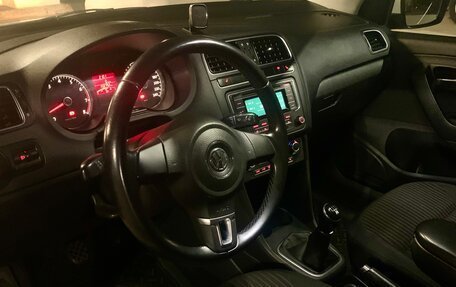 Volkswagen Polo VI (EU Market), 2013 год, 870 000 рублей, 7 фотография