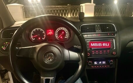 Volkswagen Polo VI (EU Market), 2013 год, 870 000 рублей, 5 фотография