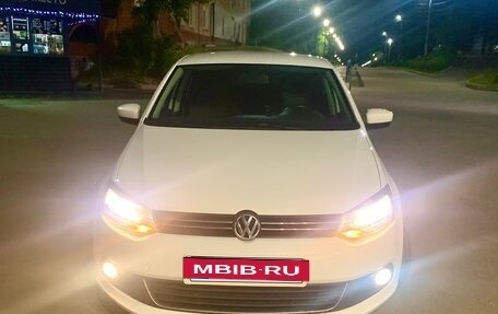 Volkswagen Polo VI (EU Market), 2013 год, 870 000 рублей, 9 фотография