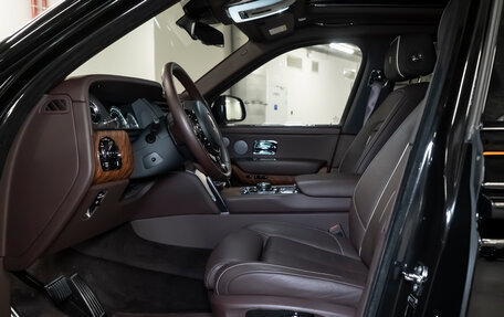 Rolls-Royce Cullinan, 2019 год, 36 350 000 рублей, 18 фотография