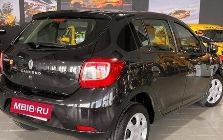 Renault Sandero II рестайлинг, 2017 год, 550 000 рублей, 4 фотография